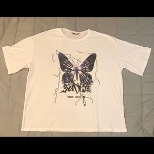 Never wore, too big. In good condition.